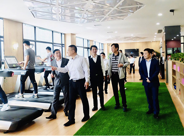 湖南省副省长谢卫江调研健行智慧社区健